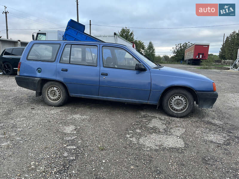 Універсал Opel Kadett 1988 в Городенці