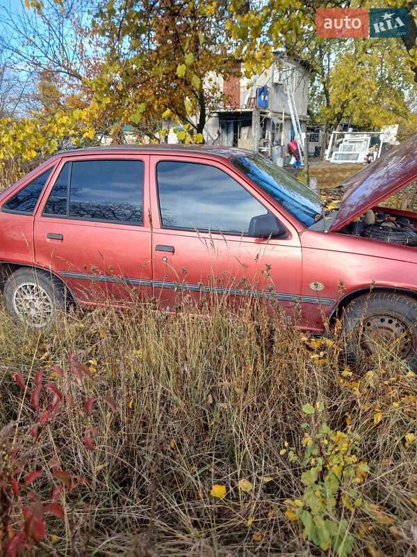 Седан Opel Kadett 1990 в Каменском фото 8 Седан Opel Kadett 1990 в Каменском