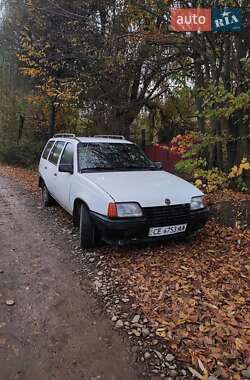 Универсал Opel Kadett 1988 в Черновцах