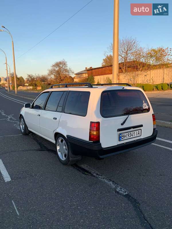 Универсал Opel Kadett 1987 в Одессе фото 5 Универсал Opel Kadett 1987 в Одессе