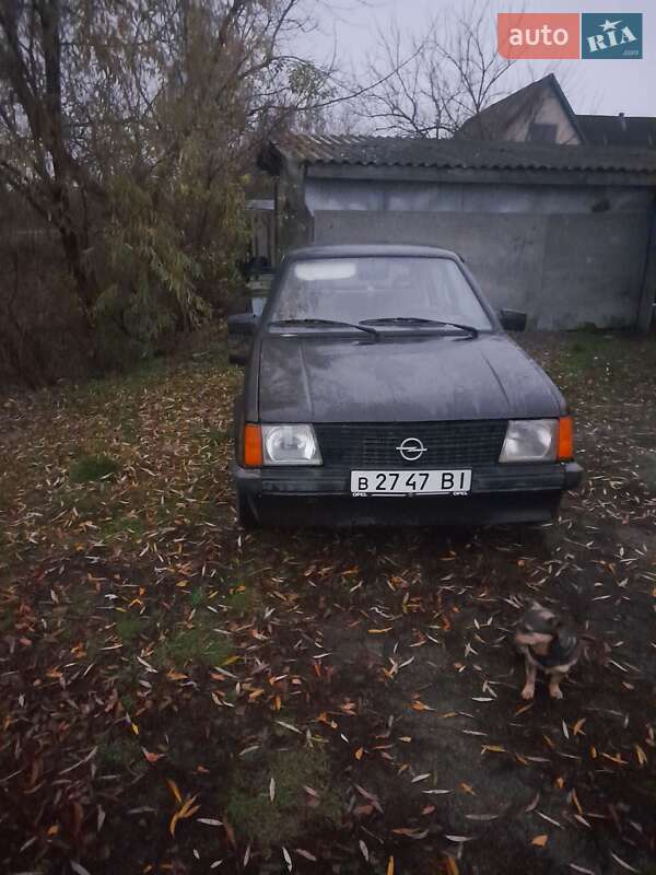 Седан Opel Kadett 1993 в Калинівці фото 3 Седан Opel Kadett 1993 в Калинівці