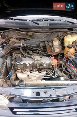 Седан Opel Kadett 1988 в Кременці