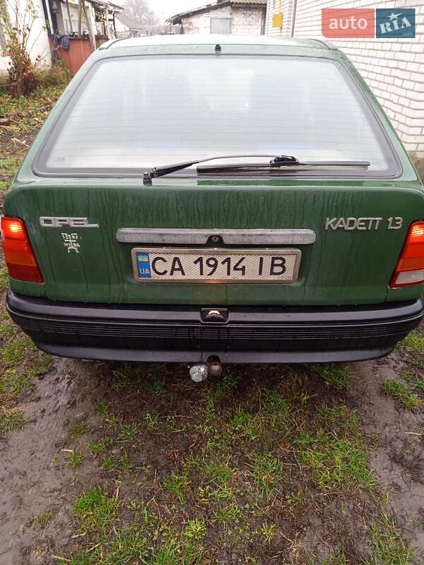 Хэтчбек Opel Kadett 1987 в Шполе фото 3 Хэтчбек Opel Kadett 1987 в Шполе