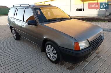 Универсал Opel Kadett 1990 в Одессе