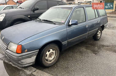 Універсал Opel Kadett 1989 в Прилуках
