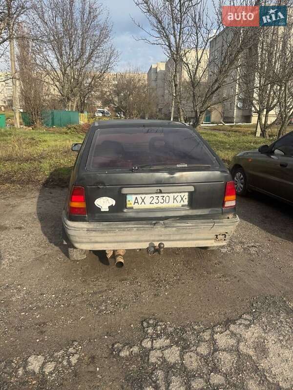 Хэтчбек Opel Kadett 1987 в Валках