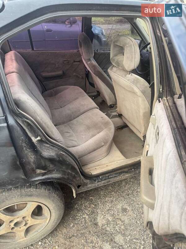 Хэтчбек Opel Kadett 1987 в Валках