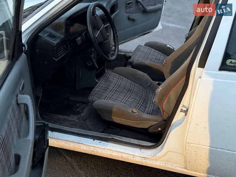 Хэтчбек Opel Kadett 1987 в Львове