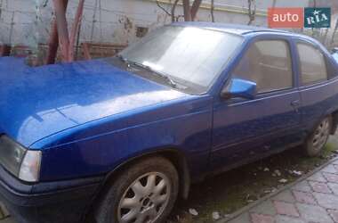 Хетчбек Opel Kadett 1986 в Ужгороді