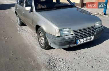 Хэтчбек Opel Kadett 1987 в Запорожье