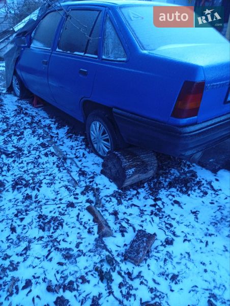 Седан Opel Kadett 1986 в Козельщине