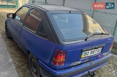 Хэтчбек Opel Kadett 1988 в Дубно
