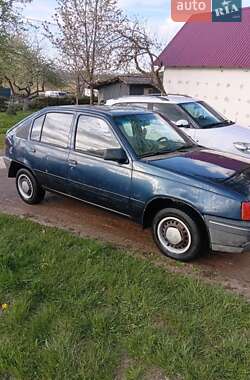 Хетчбек Opel Kadett 1991 в Косові