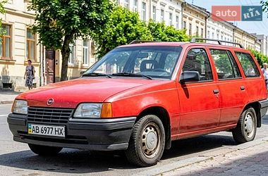 Универсал Opel Kadett 1986 в Киеве