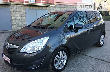 Минивэн Opel Meriva 2012 в Ивано-Франковске