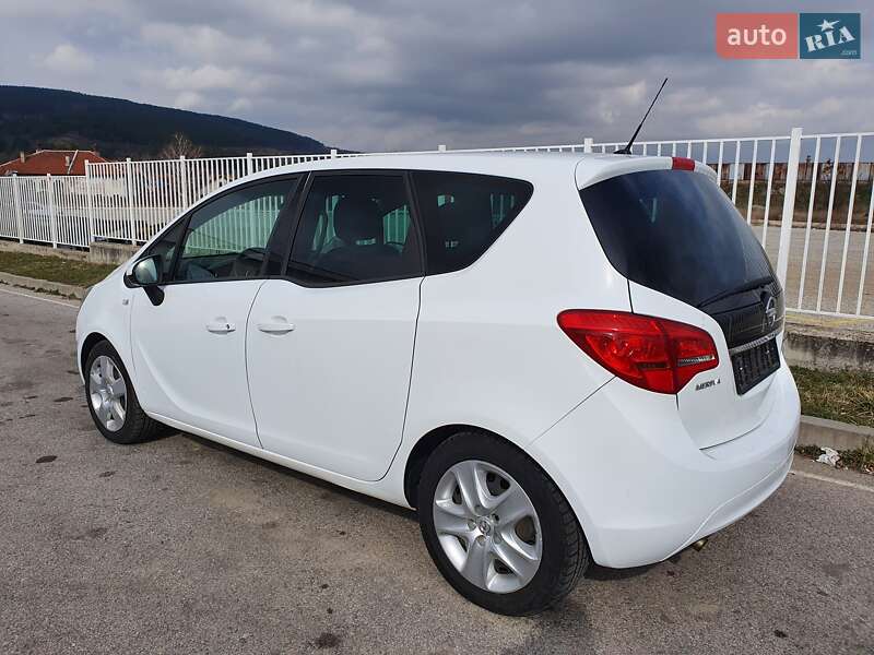Минивэн Opel Meriva 2010 в Белой Церкви