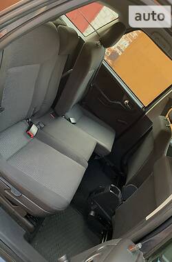 Минивэн Opel Meriva 2008 в 