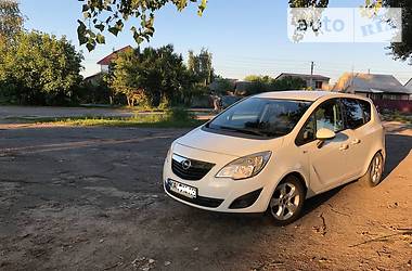 Хетчбек Opel Meriva 2011 в Києві