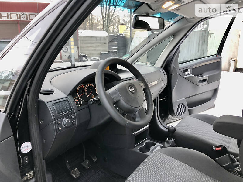 Хэтчбек Opel Meriva 2008 в Харькове