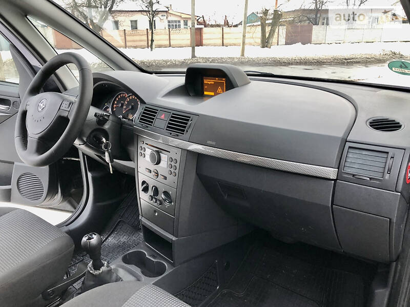 Хэтчбек Opel Meriva 2008 в Харькове