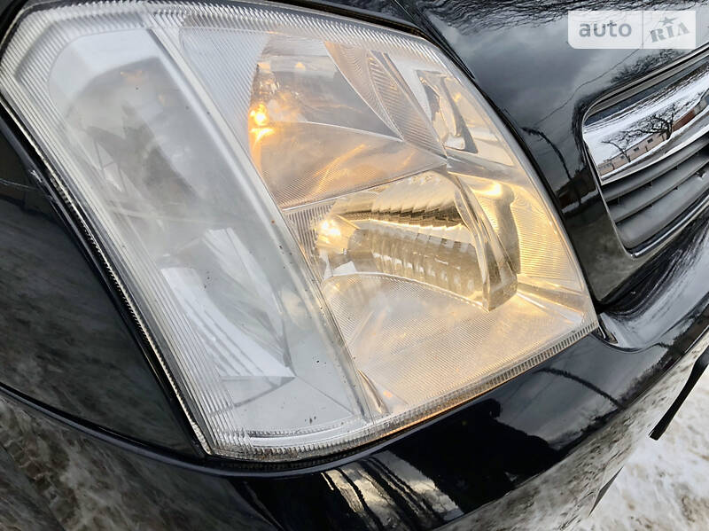 Хэтчбек Opel Meriva 2008 в Харькове