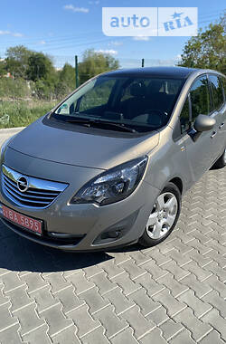 Opel Meriva 2011