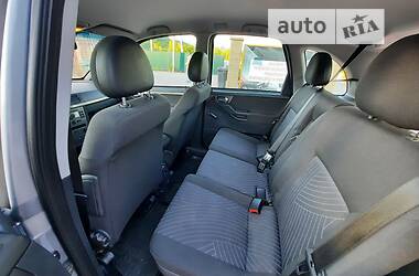 Микровэн Opel Meriva 2006 в Тячеве