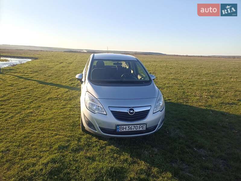 Мікровен Opel Meriva 2012 в Миколаєві