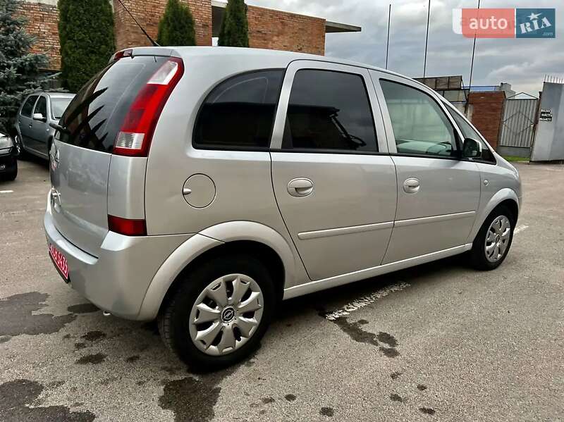 Микровэн Opel Meriva 2005 в Нововолынске