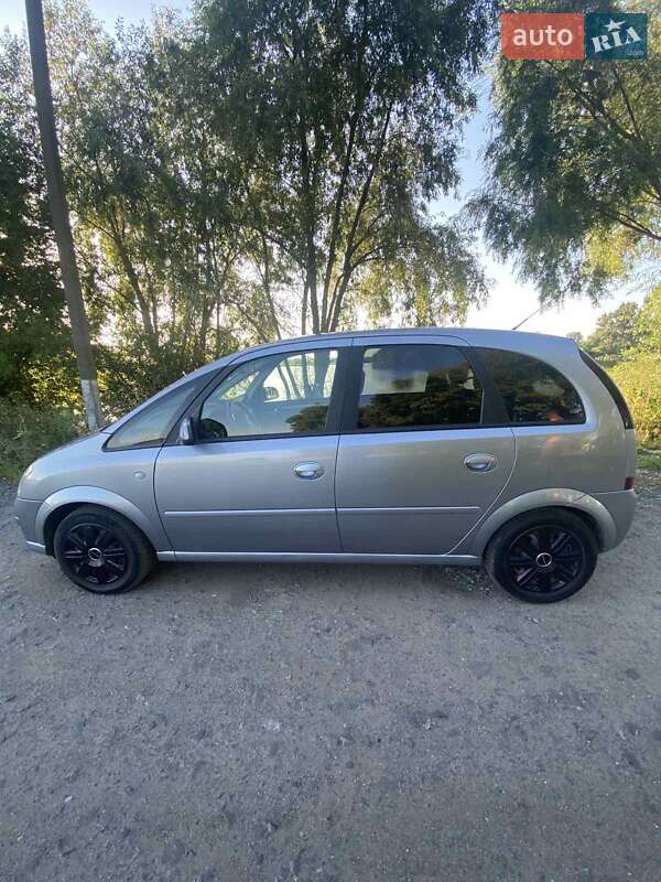 Микровэн Opel Meriva 2006 в Староконстантинове