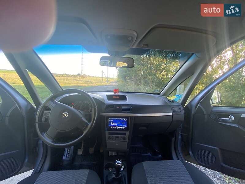 Микровэн Opel Meriva 2006 в Староконстантинове