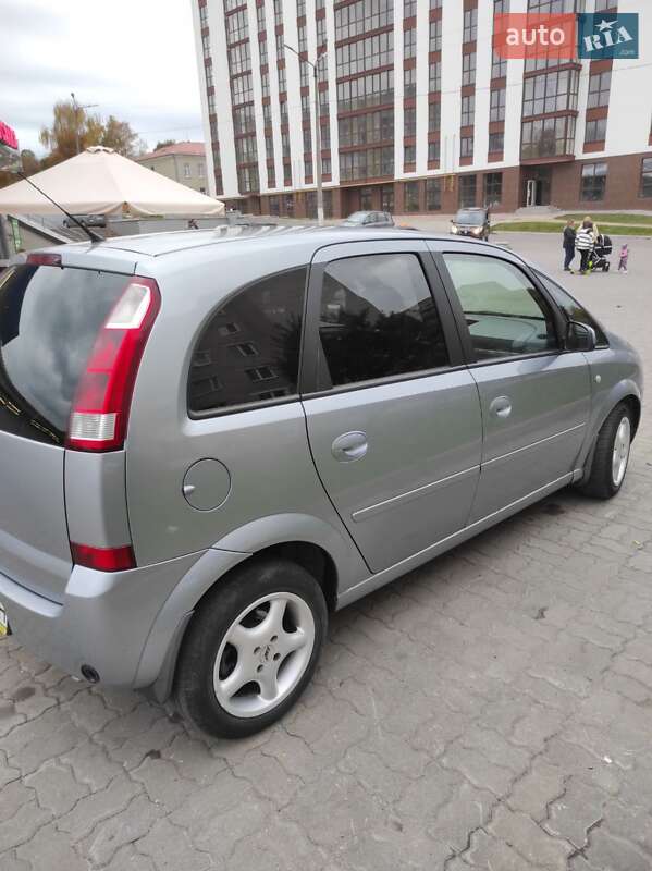 Мікровен Opel Meriva 2005 в Нововолинську