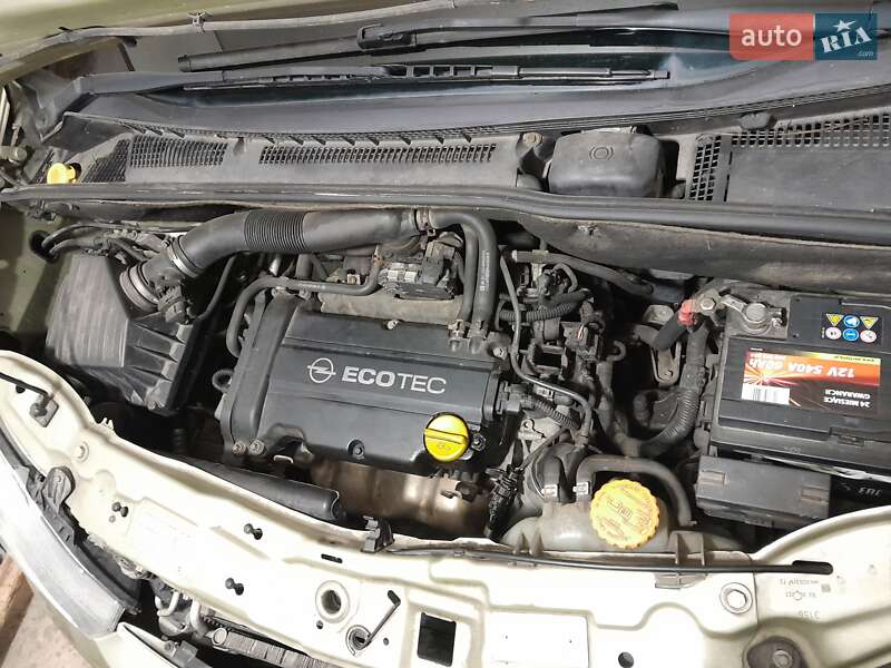 Микровэн Opel Meriva 2006 в Вишневом