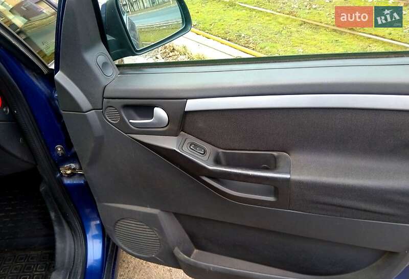 Мікровен Opel Meriva 2004 в Харкові