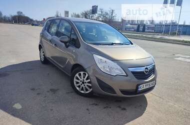 Микровэн Opel Meriva 2010 в Кропивницком