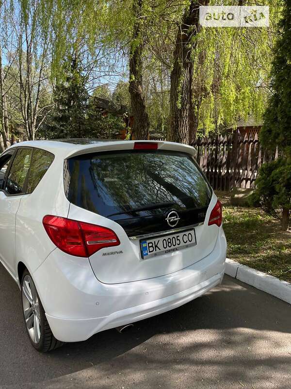 Микровэн Opel Meriva 2013 в Ровно