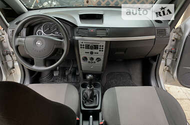 Микровэн Opel Meriva 2005 в Магдалиновке