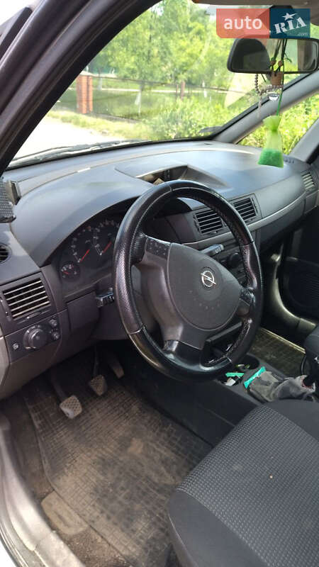 Микровэн Opel Meriva 2006 в Дрогобыче