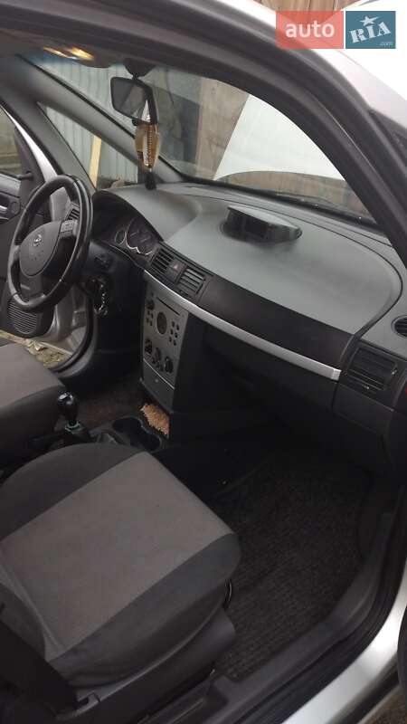 Микровэн Opel Meriva 2003 в Черновцах