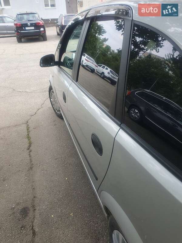 Микровэн Opel Meriva 2004 в Черкассах