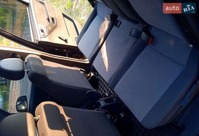 Мікровен Opel Meriva 2004 в Краснограді