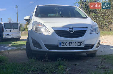 Микровэн Opel Meriva 2010 в Городке