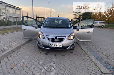 Микровэн Opel Meriva 2011 в Львове