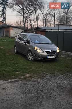 Opel Meriva 2011