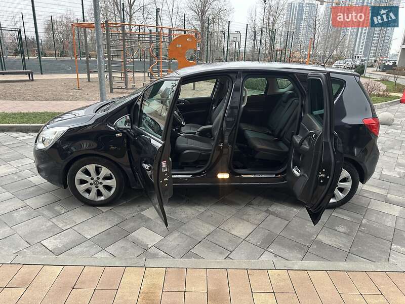 Микровэн Opel Meriva 2011 в Киеве