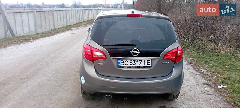 Микровэн Opel Meriva 2011 в Яворове