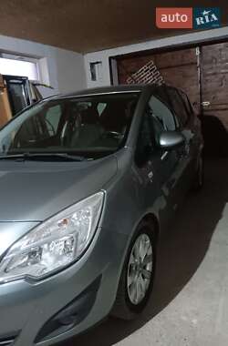 Мікровен Opel Meriva 2012 в Стрию