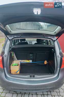 Мікровен Opel Meriva 2010 в 