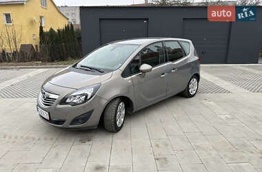 Микровэн Opel Meriva 2012 в Самборе