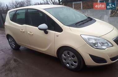 Микровэн Opel Meriva 2012 в Нововолынске